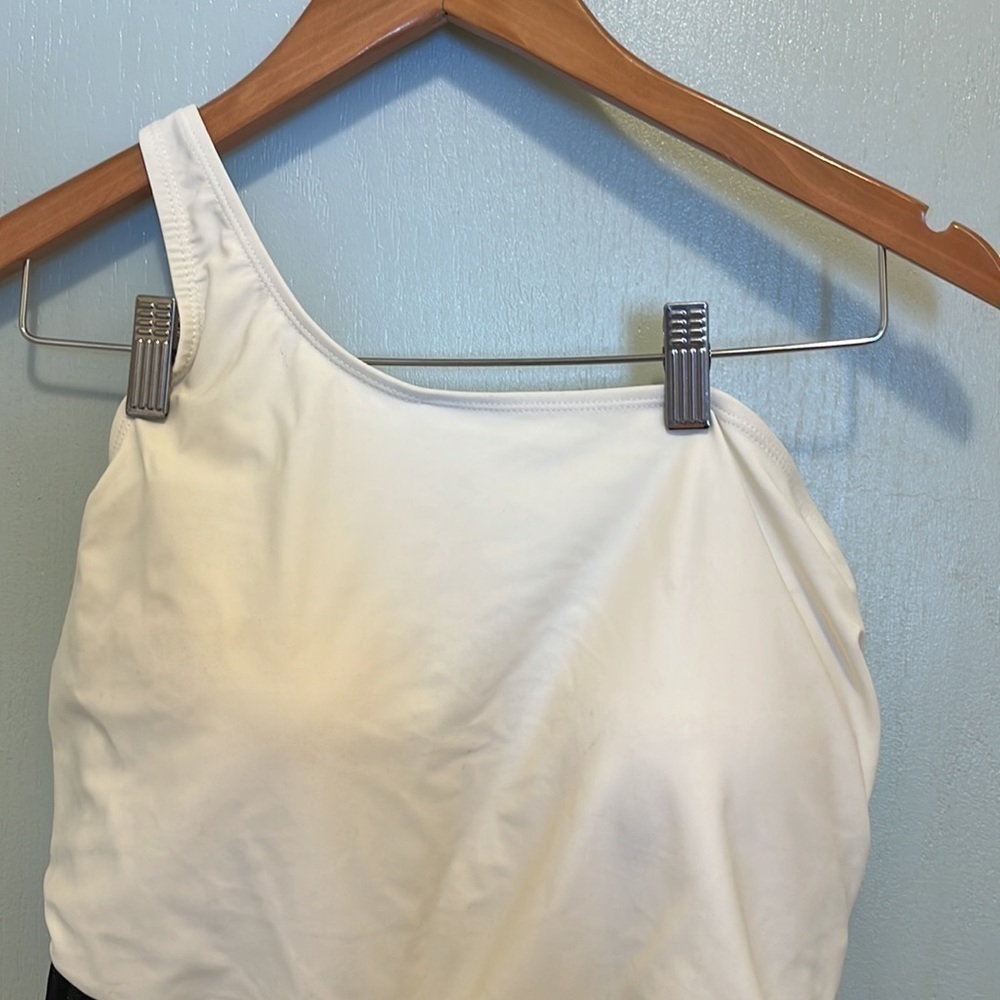 ONE Shoulder Swimsuit - Picture 3 of 5